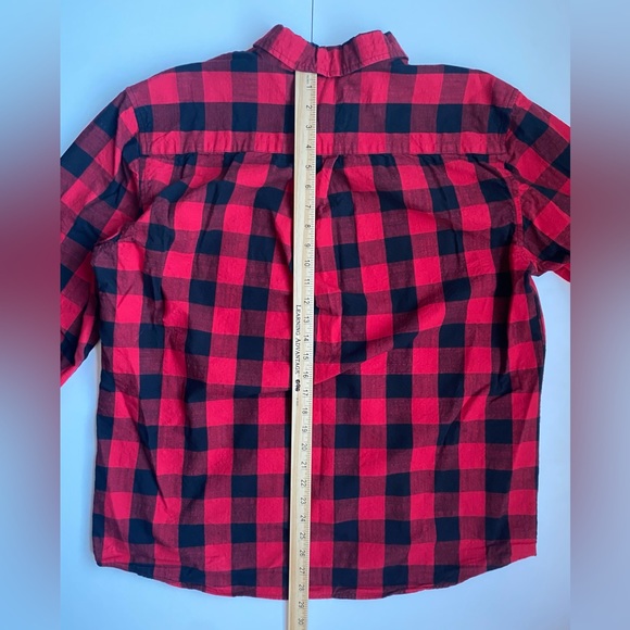 St. John’s Bay Men’s Red Flannel Shirt - Picture 2 of 4